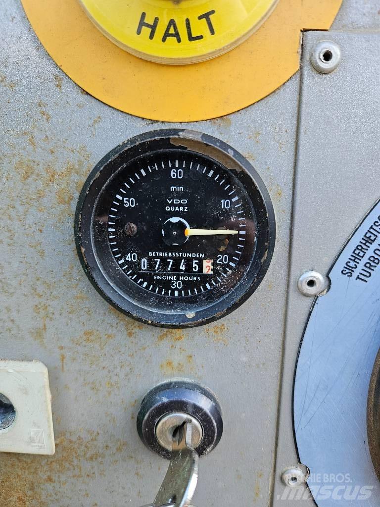 JENZ AZ 50-150 Holzhäcksler