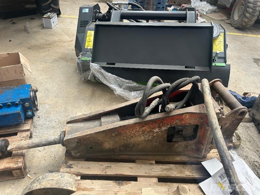 New Holland FB 200 Baggerlader