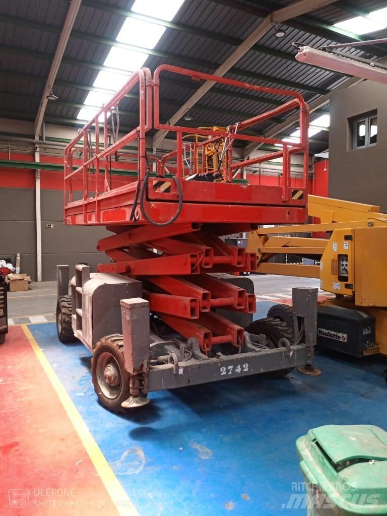 Haulotte H 12 SX Scheren-Arbeitsbühnen