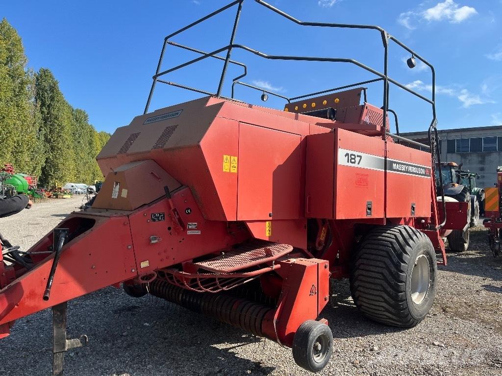 Massey Ferguson 187 Quaderpressen