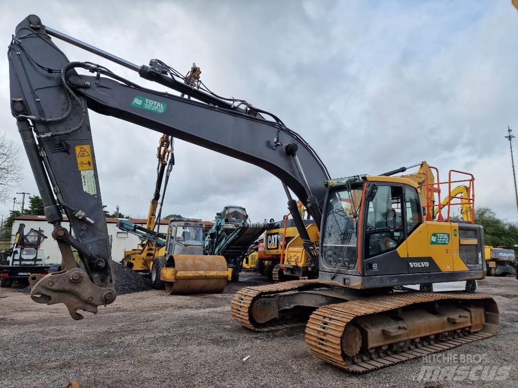Volvo EC 220 E Raupenbagger