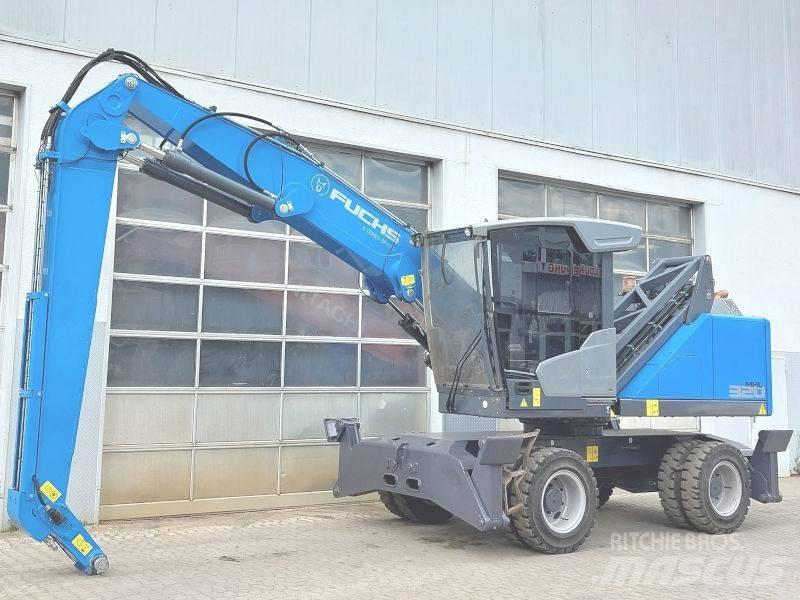 Fuchs MHL 320 F Materialumschlag