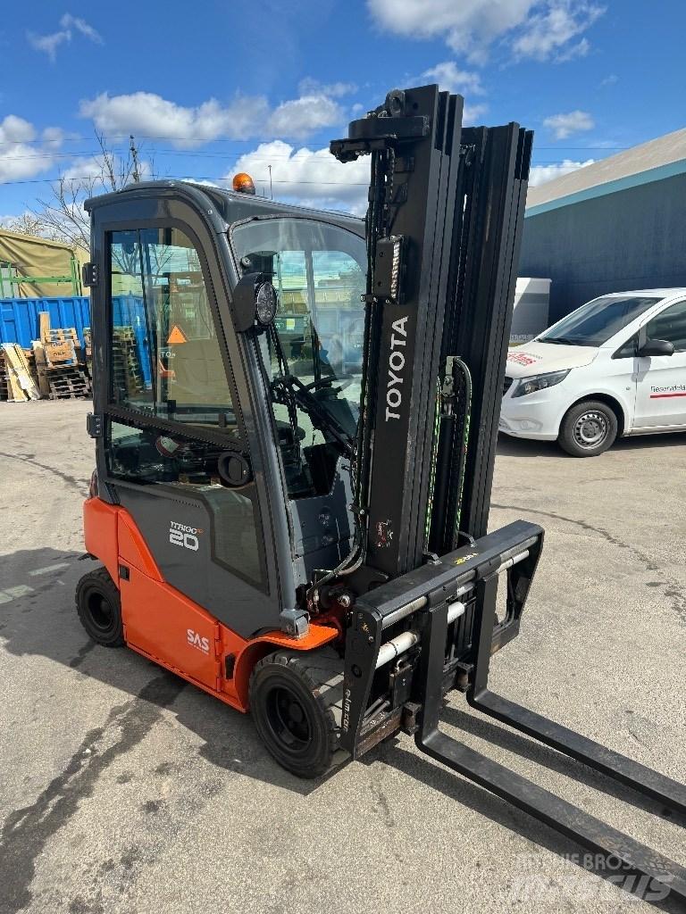 Toyota 8FBMK20T Elektrostapler