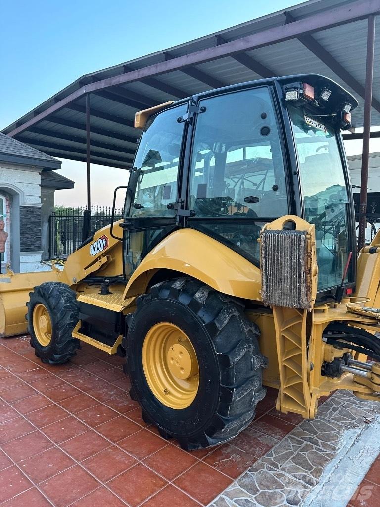 CAT 420 F Baggerlader
