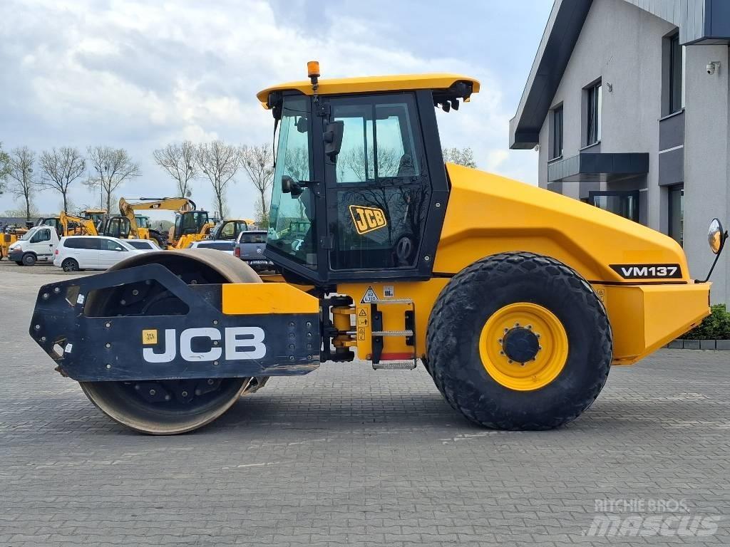 JCB VM 137 Walzenzüge