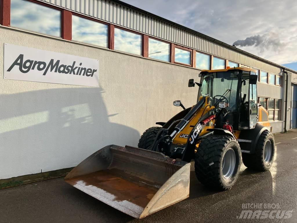 JCB 409 STAGE V - AGRI Minilader