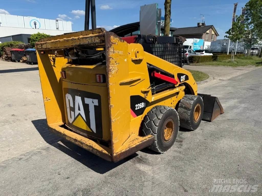 CAT 226B3 Turbo Kompaktlader