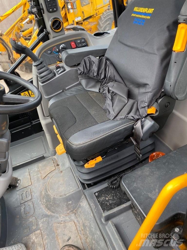 JCB TM 320 S Teleskoplader für Landwirtschaft