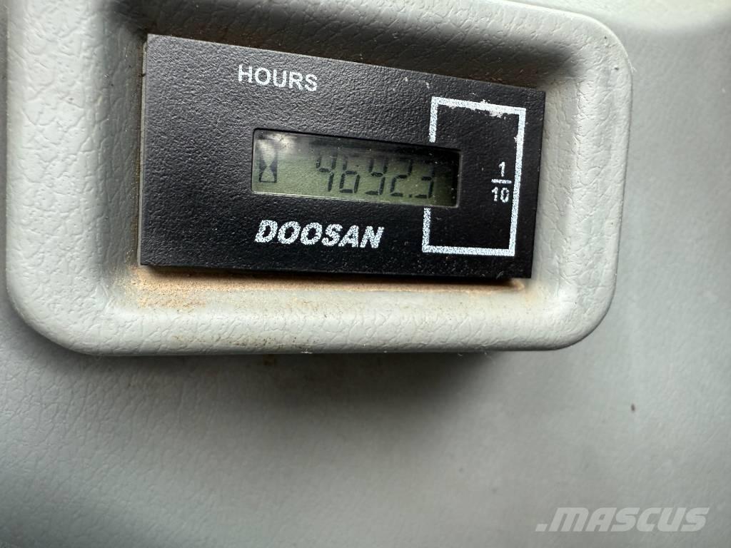 Doosan DX 235 LCR-5 Raupenbagger