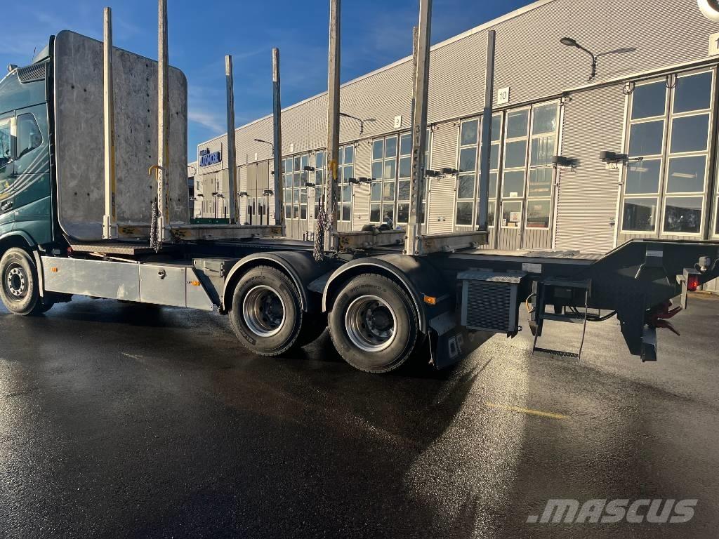 Volvo FH 16 Holztransporter