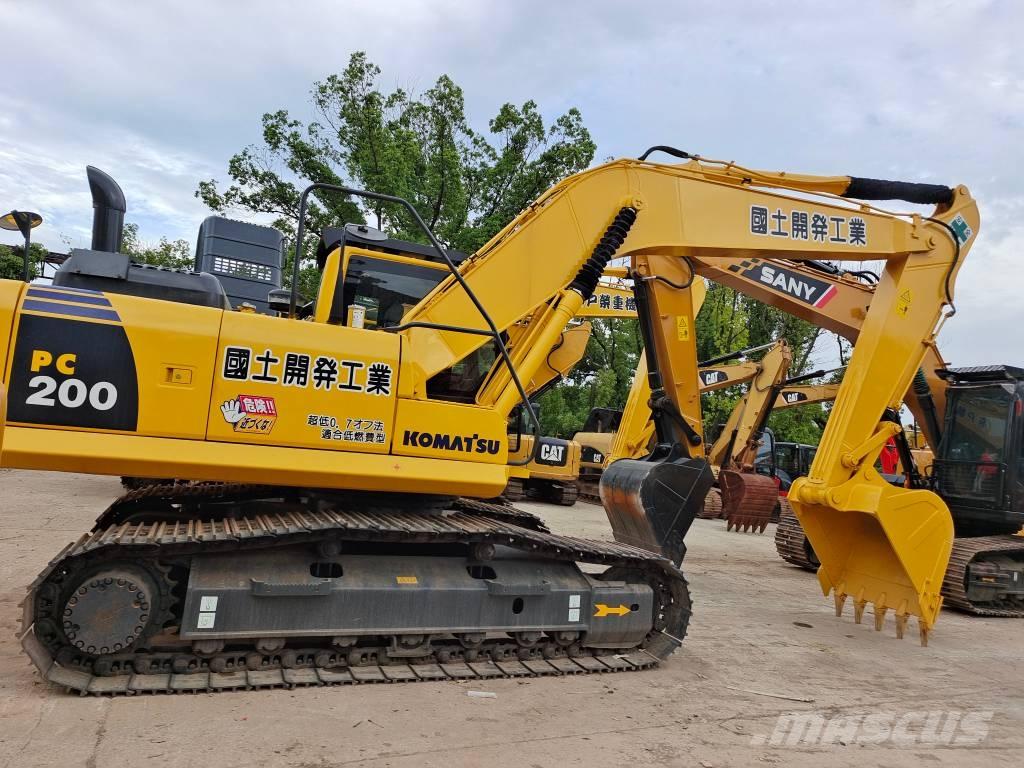Komatsu PC 200 8N Raupenbagger