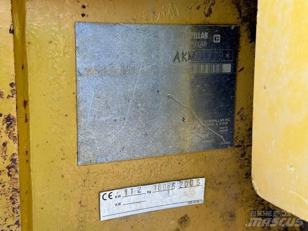 CAT D6N Bulldozer