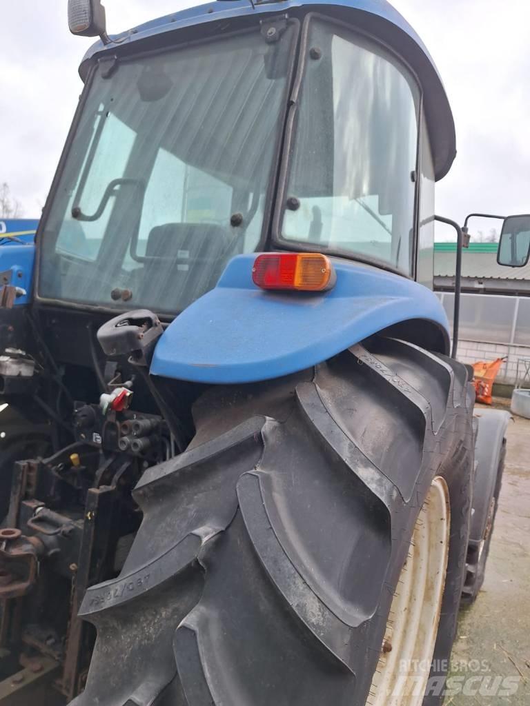 New Holland TD 95 D Traktoren