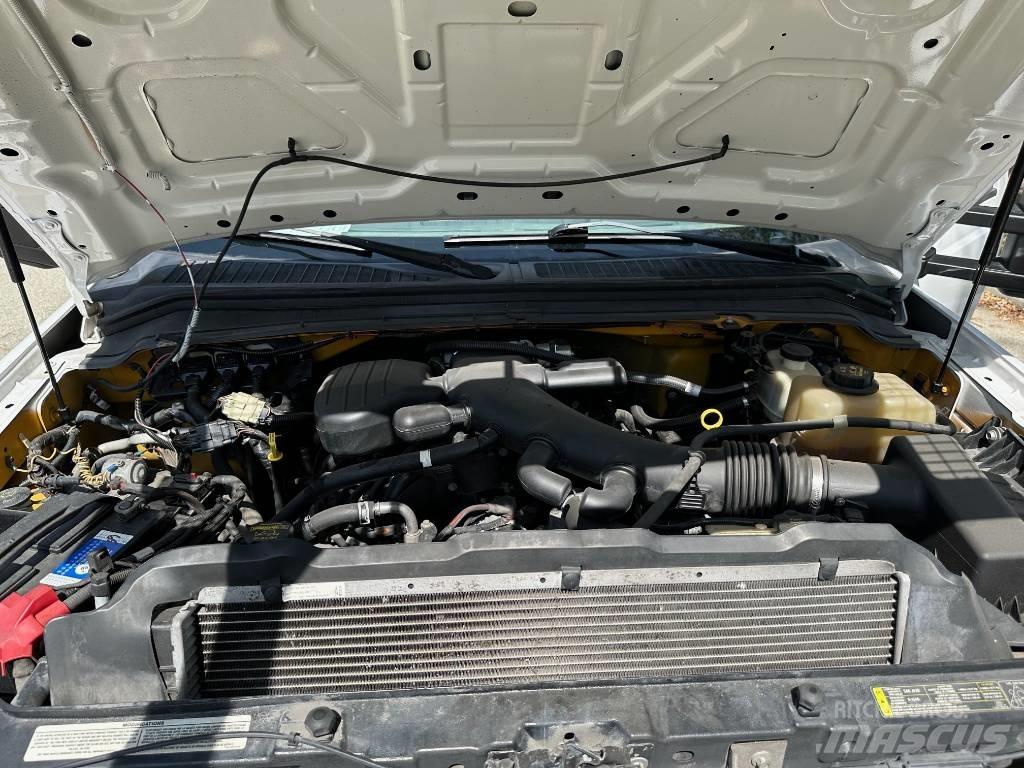 Ford F 450 SD Pritschenwagen/Pritschenwagen mit Seitenklappe