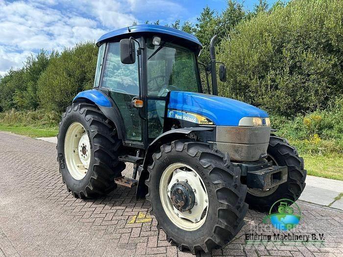New Holland TD90 D Traktoren