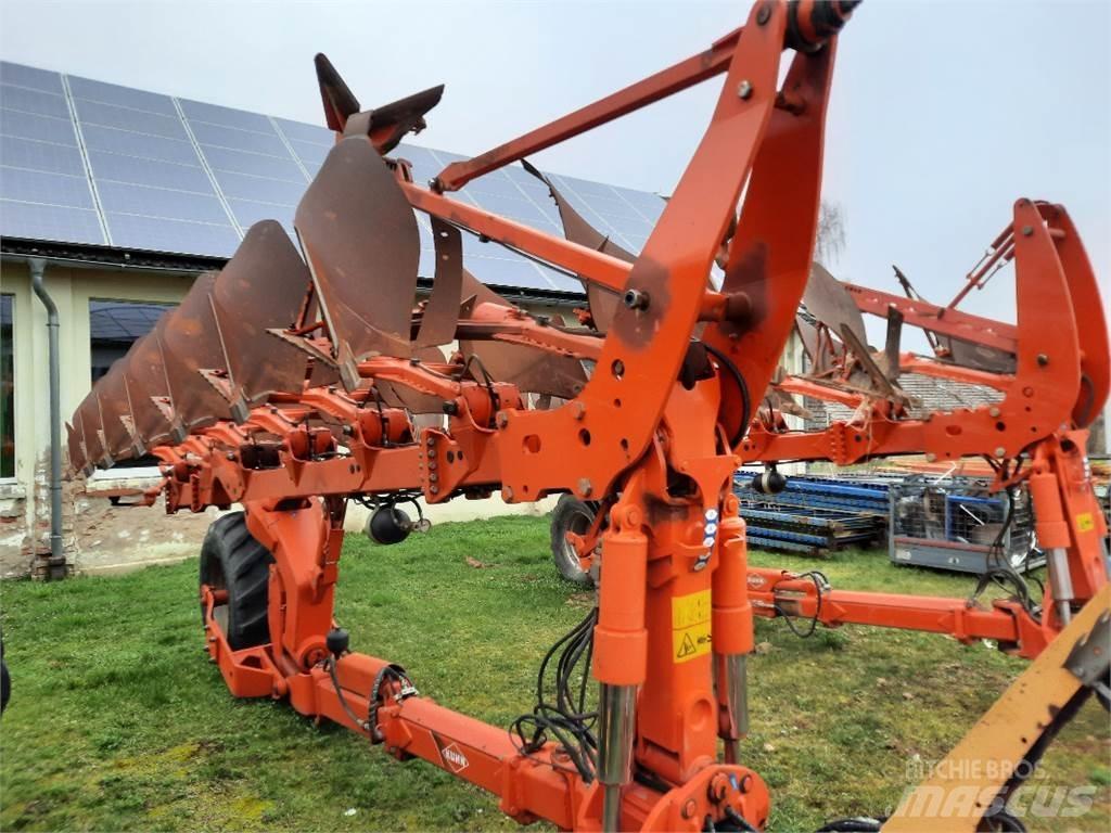 Kuhn VLD8H-7-Schar Pflüge