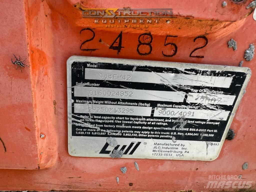 JLG 944 E-42 Andere Gabelstapler