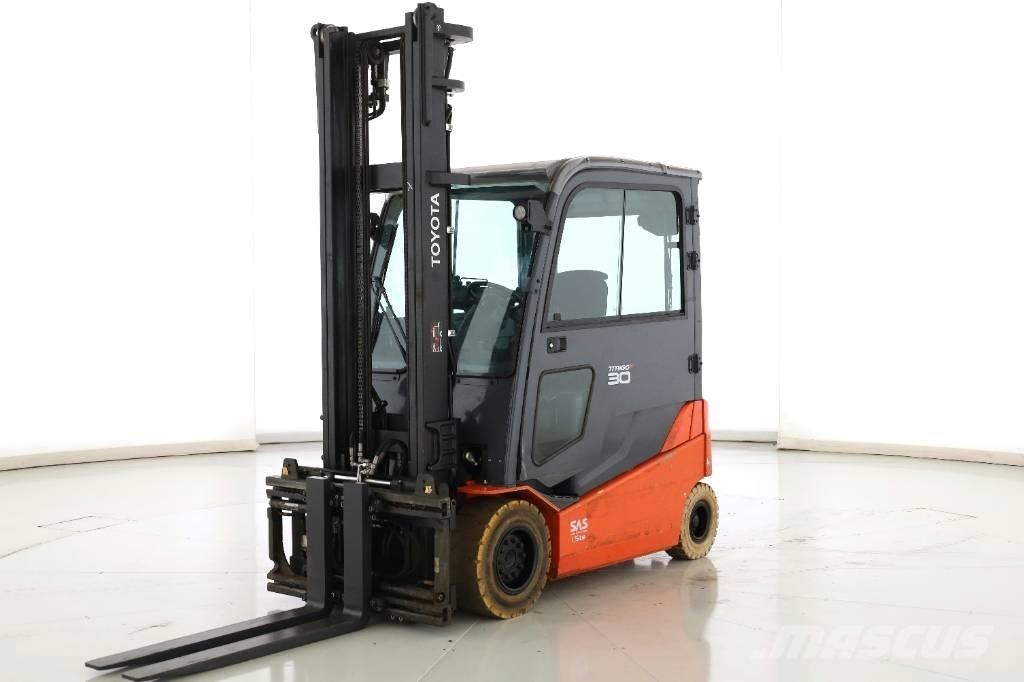 Toyota 8 FBMT 30 Elektrostapler
