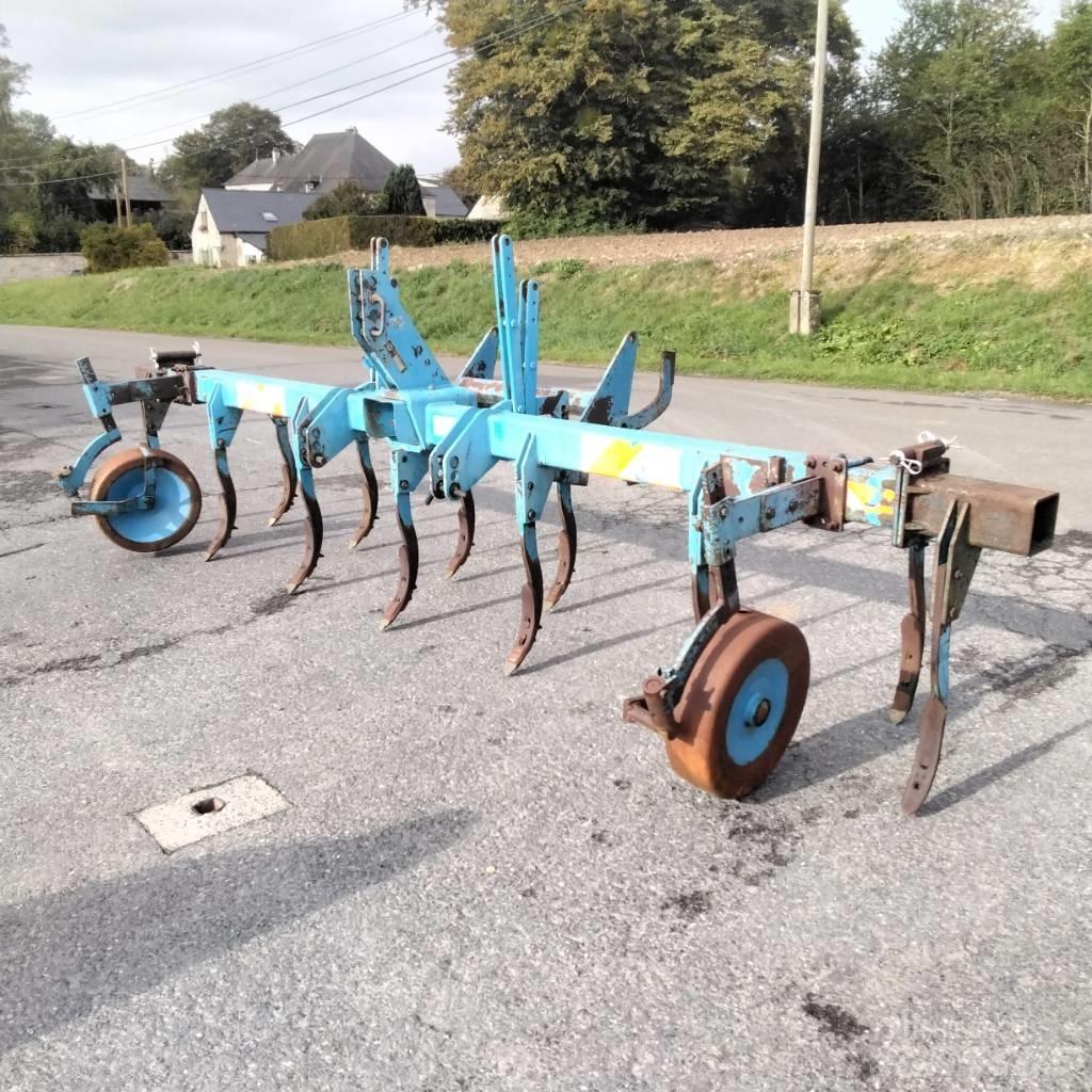 Lemken TOPAS Grubber