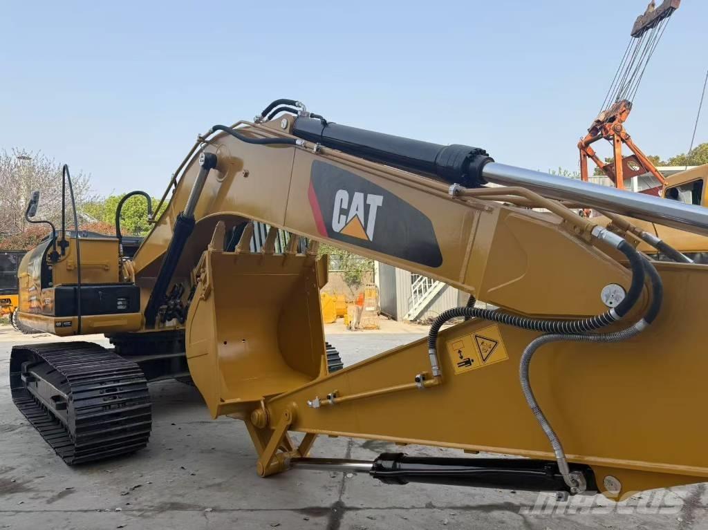 CAT 320 D 2L Raupenbagger