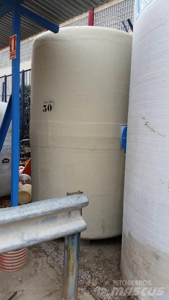  DEPOSITO AGUA 5000 L Sonstige Baumaschinen