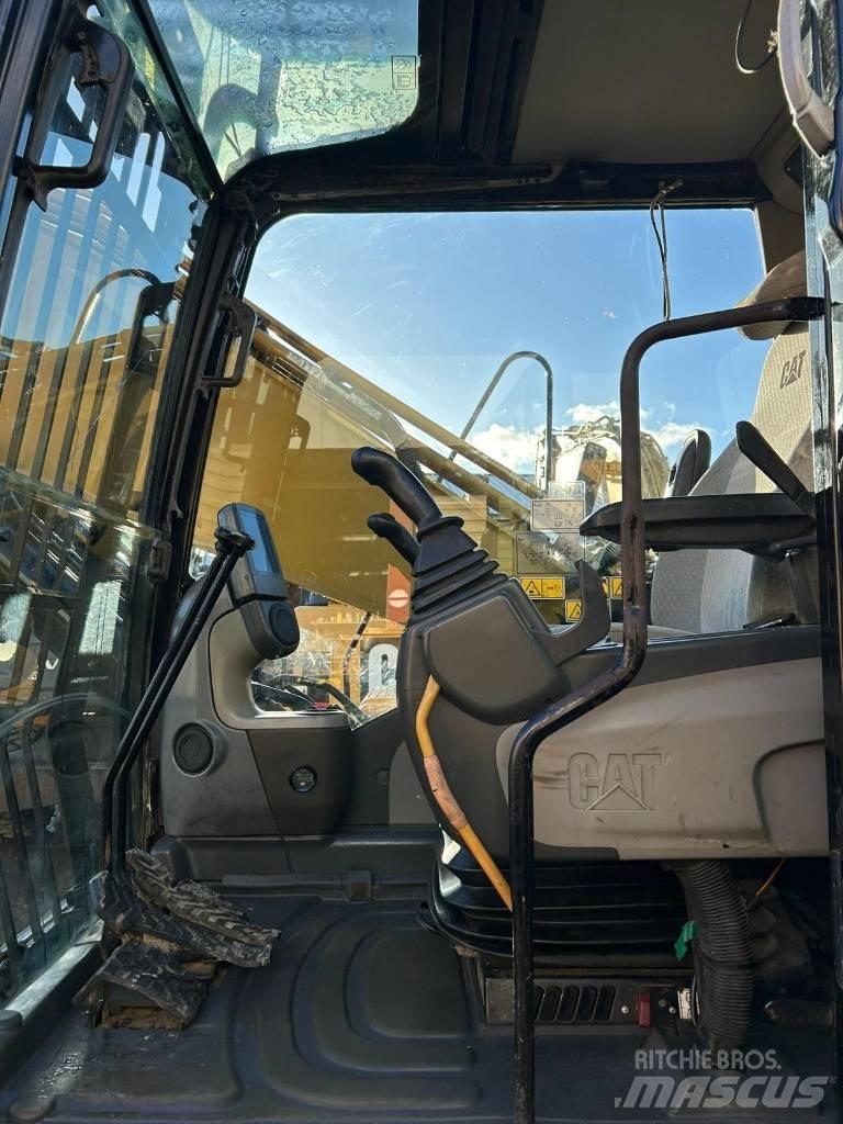 CAT 324 D L Raupenbagger