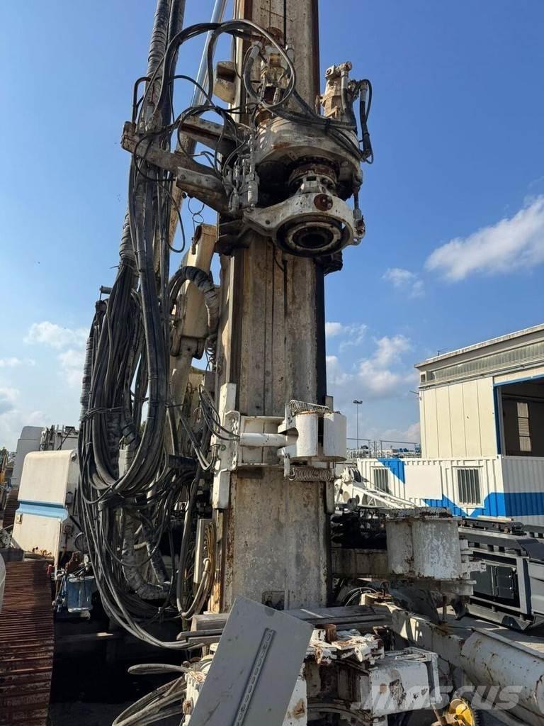 Soilmec R312 / 200 Schwere Bohrgeräte