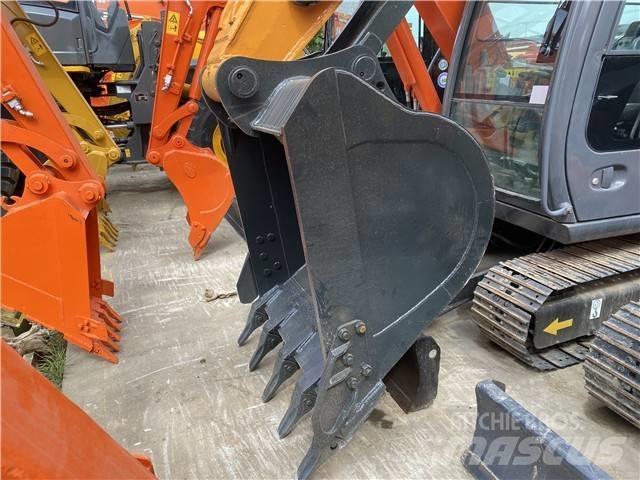 Hyundai Robex 220 LC Raupenbagger