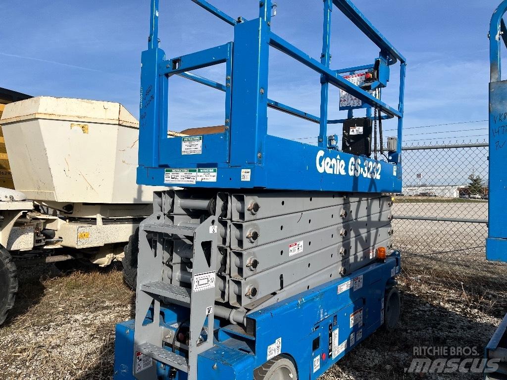 Genie GS 3232 Scheren-Arbeitsbühnen