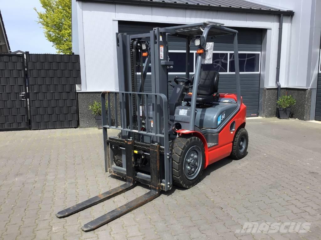  surestac FD30J Dieselstapler