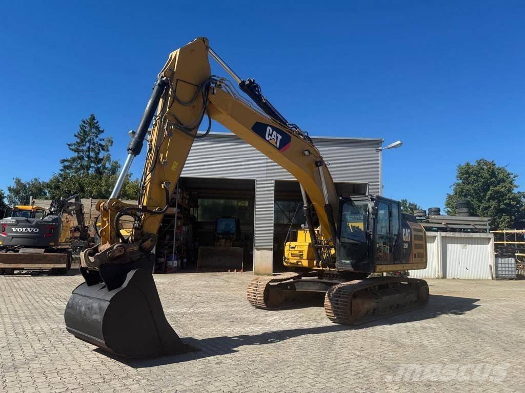 CAT 326 F LN Raupenbagger