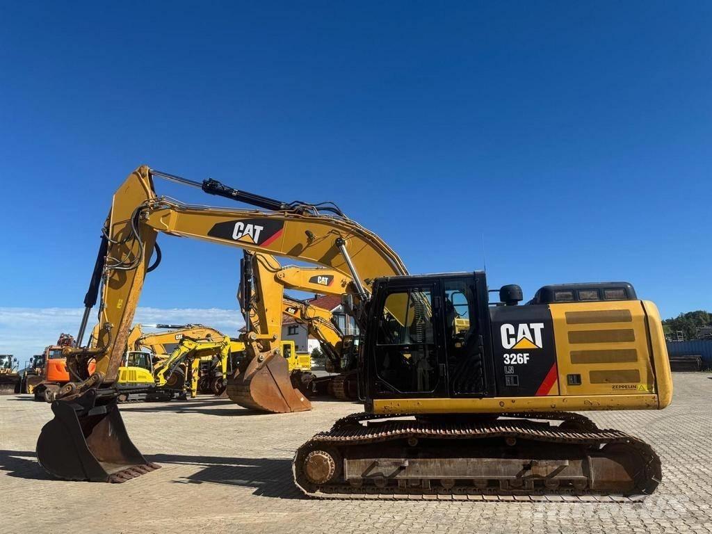 CAT 326 F LN Raupenbagger