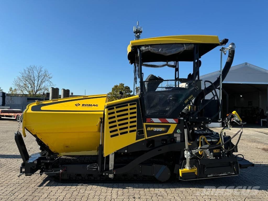 Bomag BF 300 C-2 Strassenfertiger