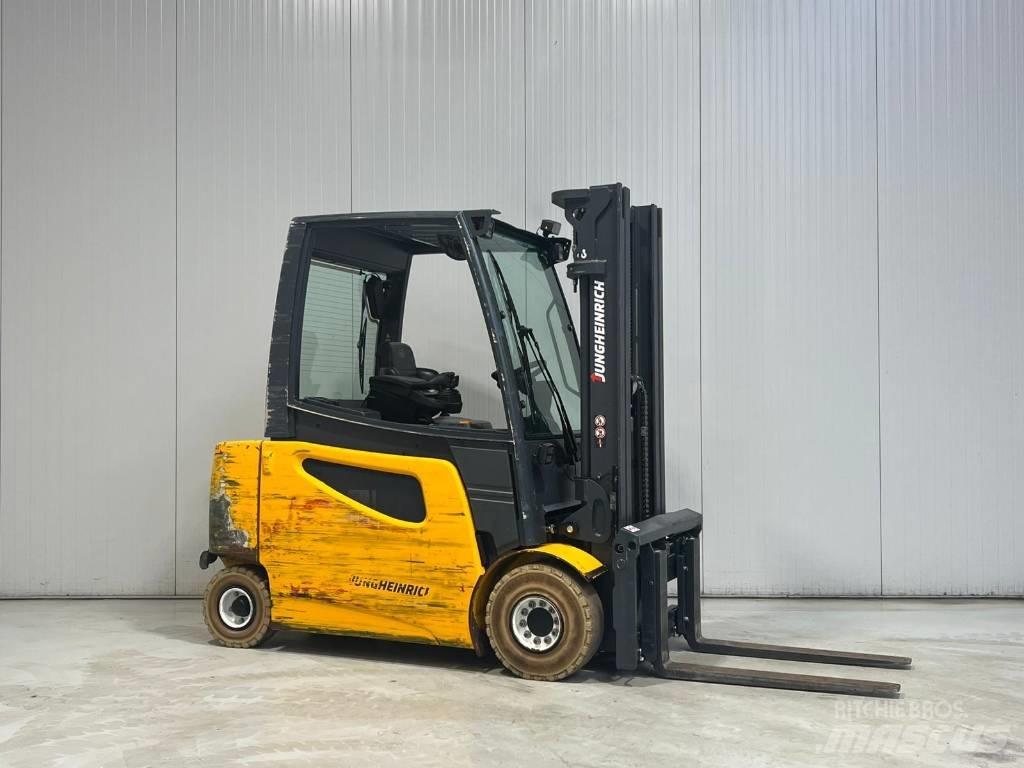 Jungheinrich EFG425k Elektrostapler