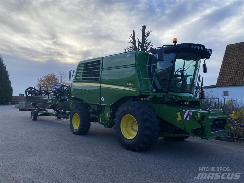 John Deere T550 Mähdrescher