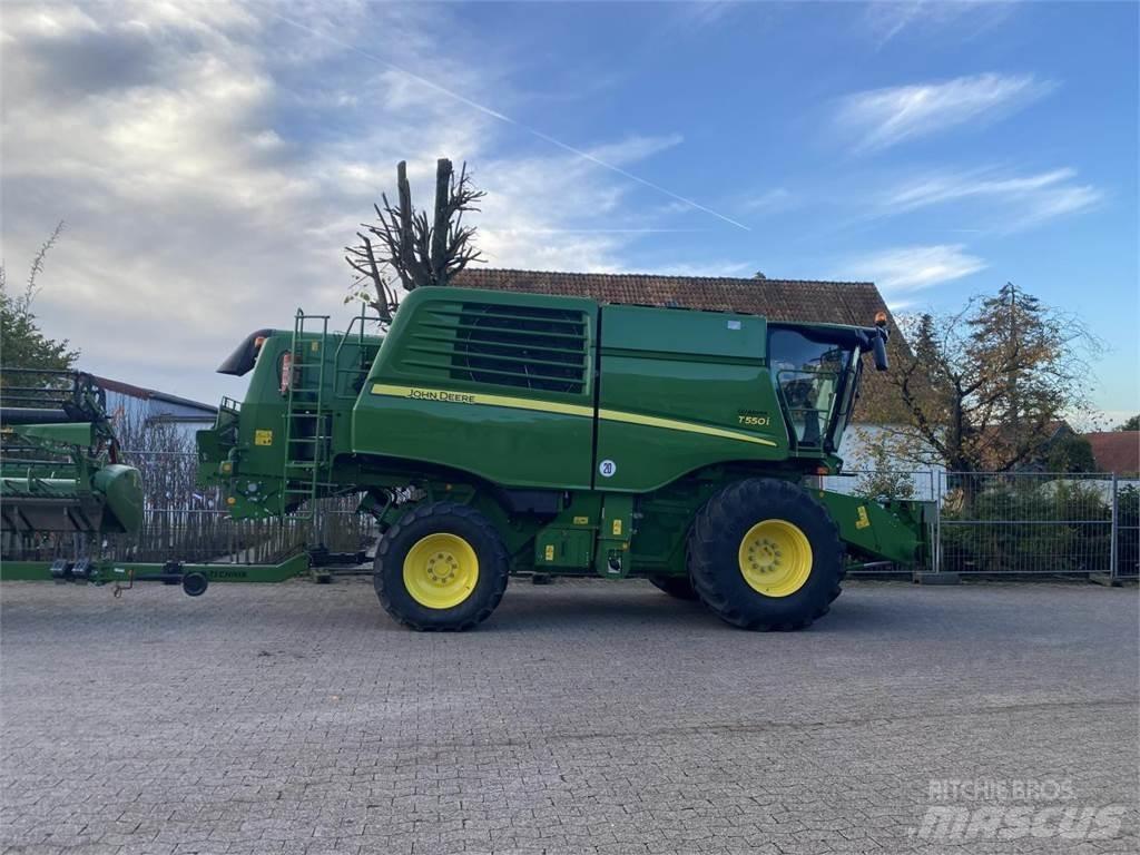 John Deere T550 Mähdrescher