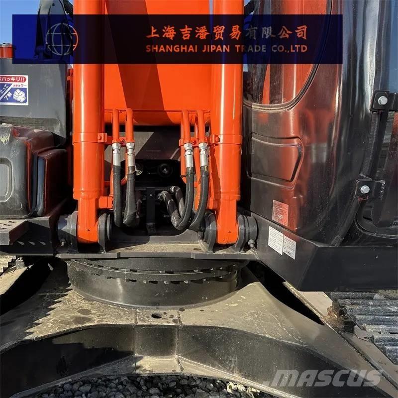 Hitachi ZX 200 Raupenbagger