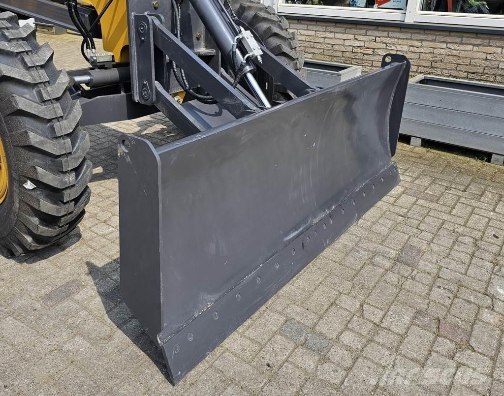 XCMG Frontblade Andere Ausstattung und Zubehör