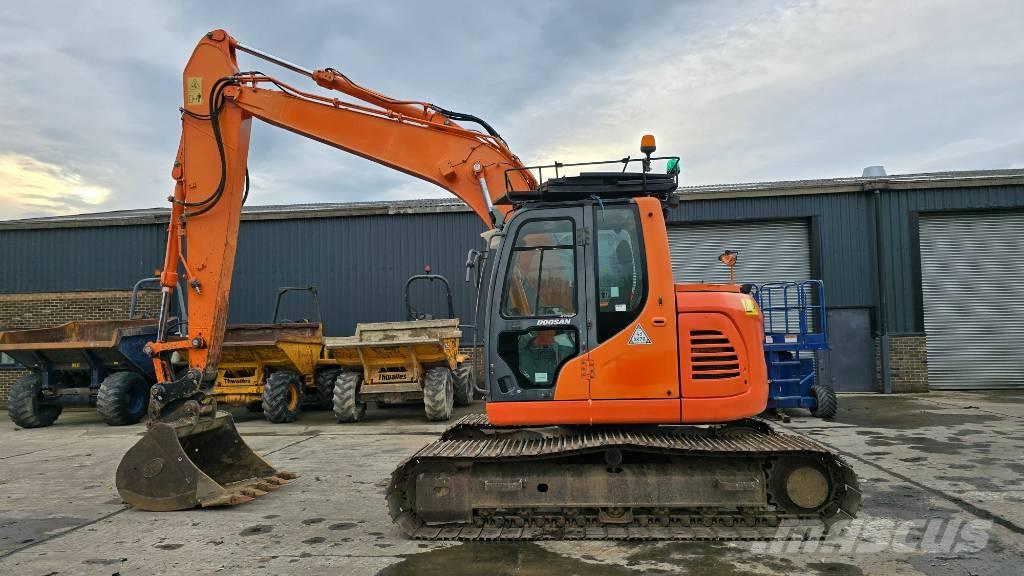 Doosan DX 140 LCR-3 Raupenbagger