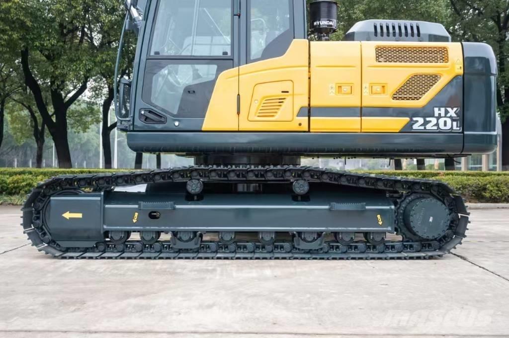 Hyundai HX 220 L Raupenbagger