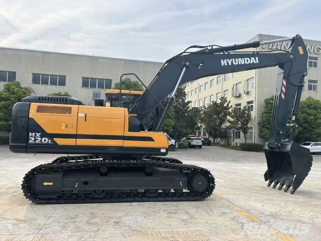 Hyundai HX 220 L Raupenbagger