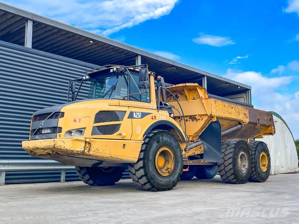 Volvo A25F Dumper - Knickgelenk