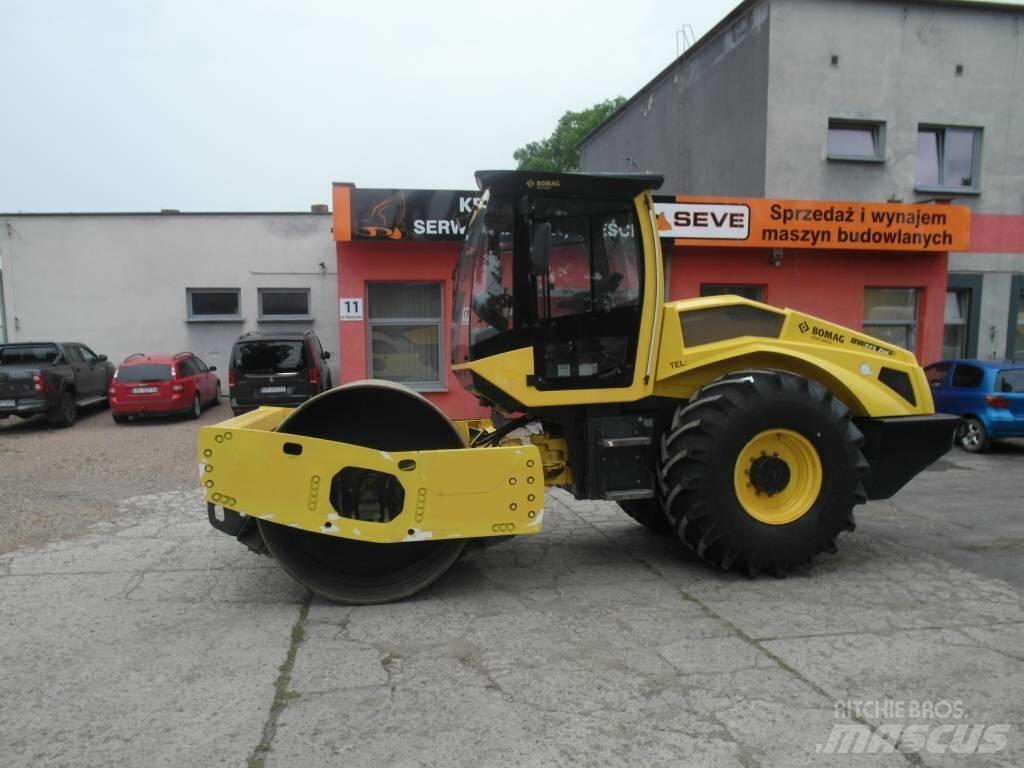 Bomag BW 213 DH-5 Walzenzüge