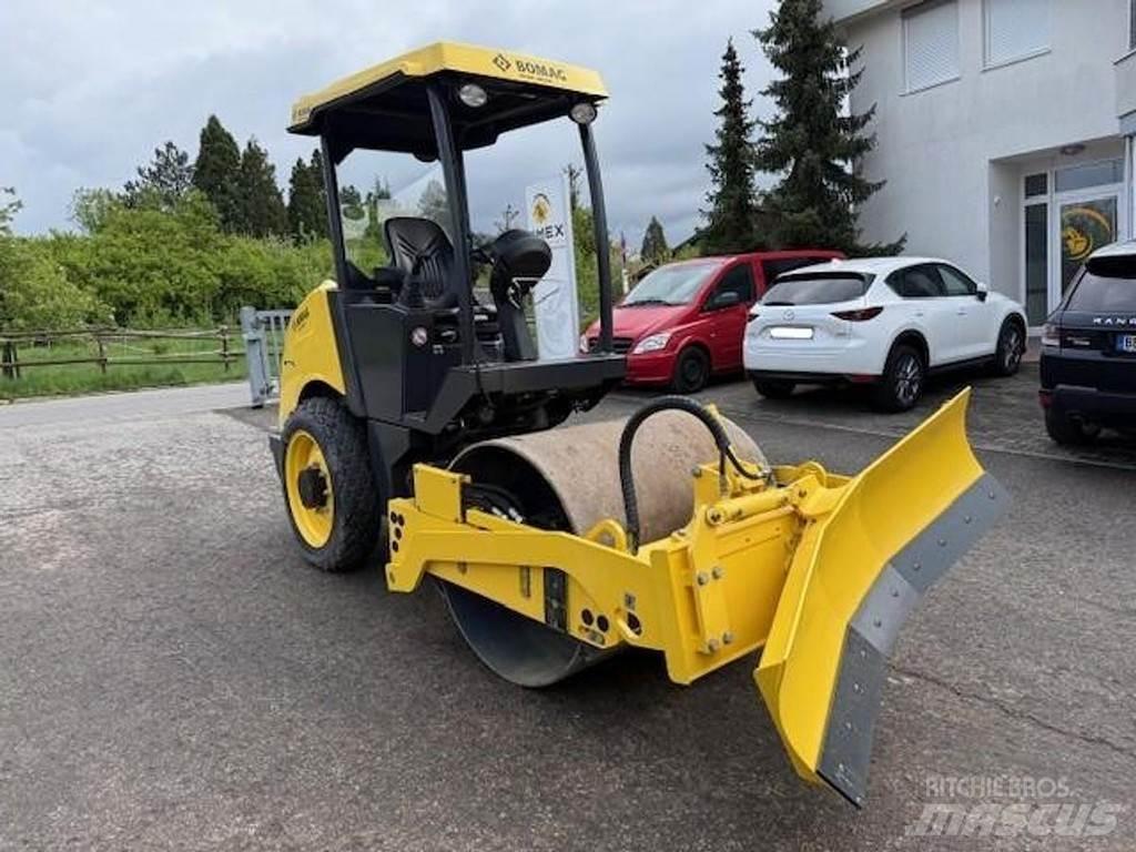 Bomag 124 DH-5 Walzenzüge