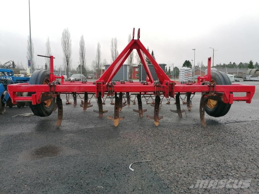 Kultivaattori 4m Grubber