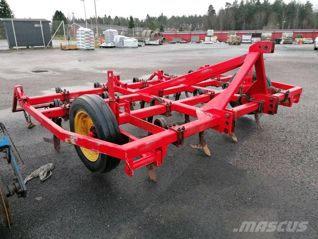 Kultivaattori 4m Grubber