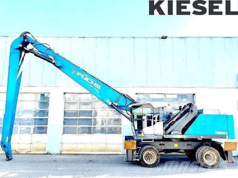 Fuchs MHL 360 F Materialumschlag
