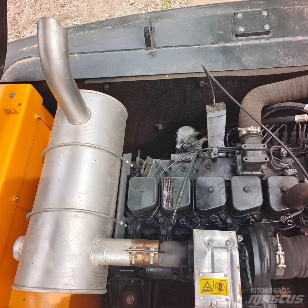 Hyundai 220LC-9 Raupenbagger