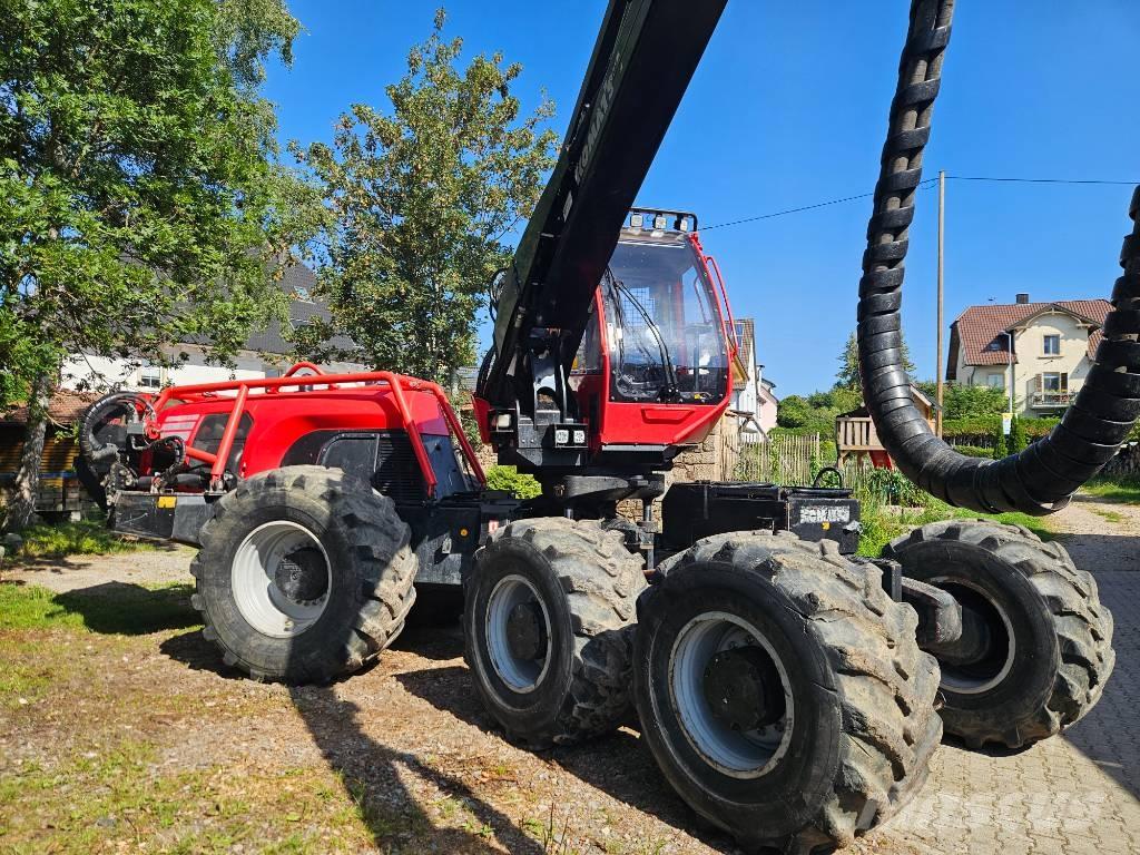 Komatsu 951 Harvester