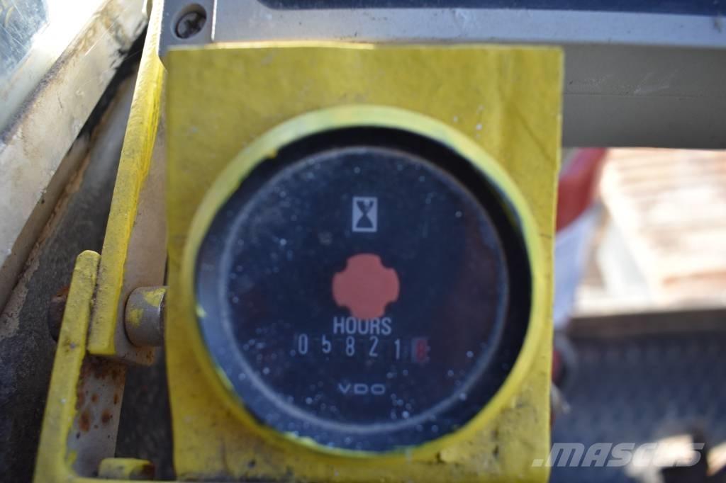 Hitachi KH 230-3 Raupenkrane